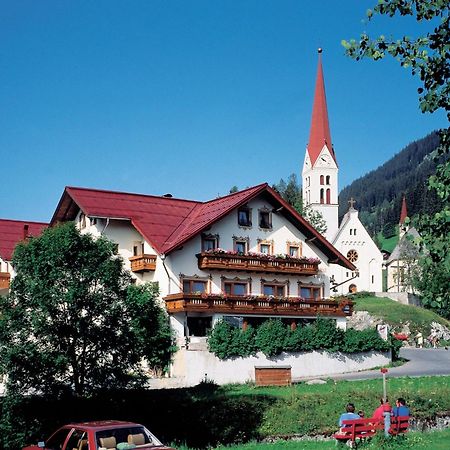 Gasthof Baren Hotel Holzgau Kültér fotó