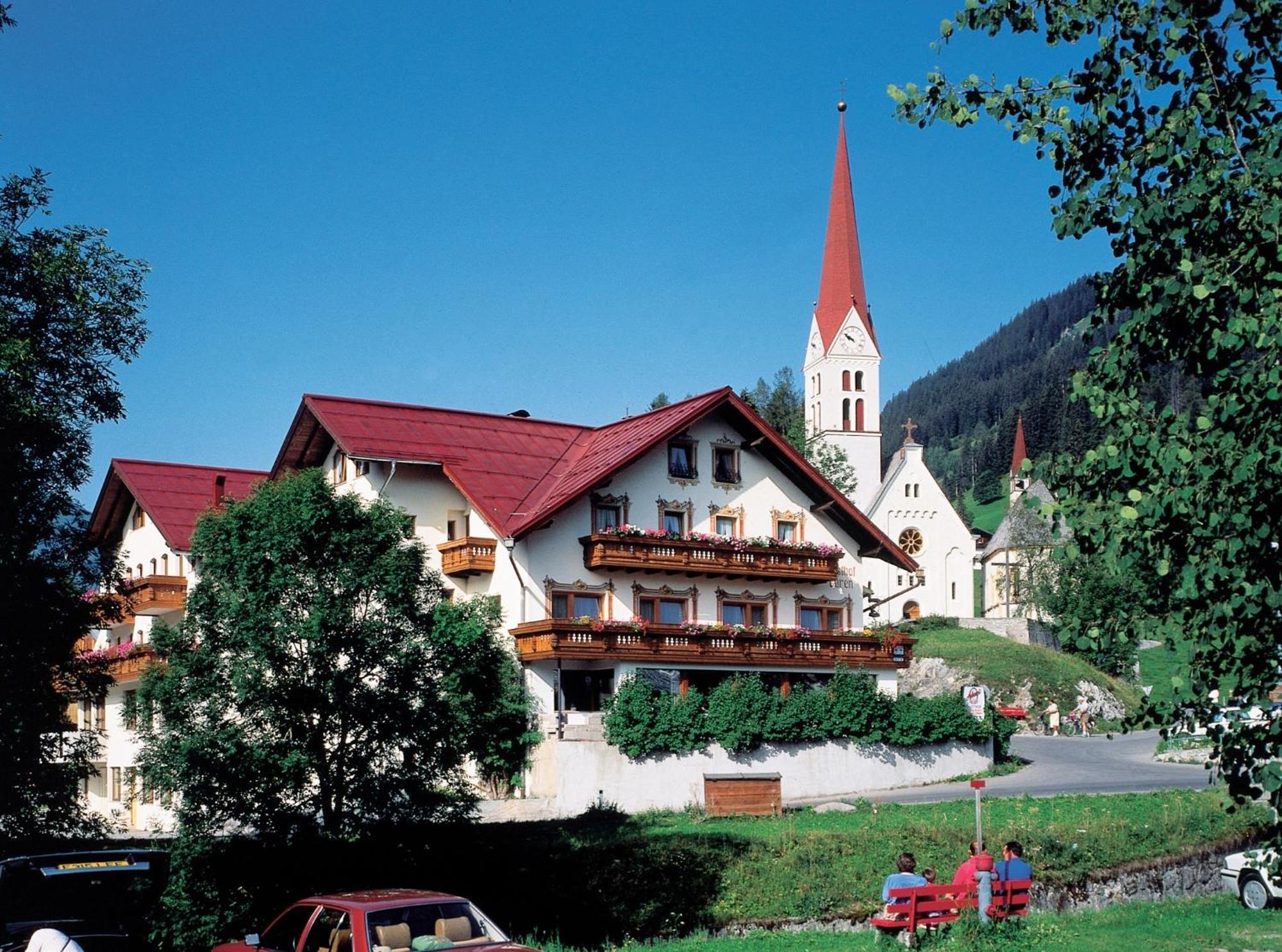 Gasthof Baren Hotel Holzgau Kültér fotó