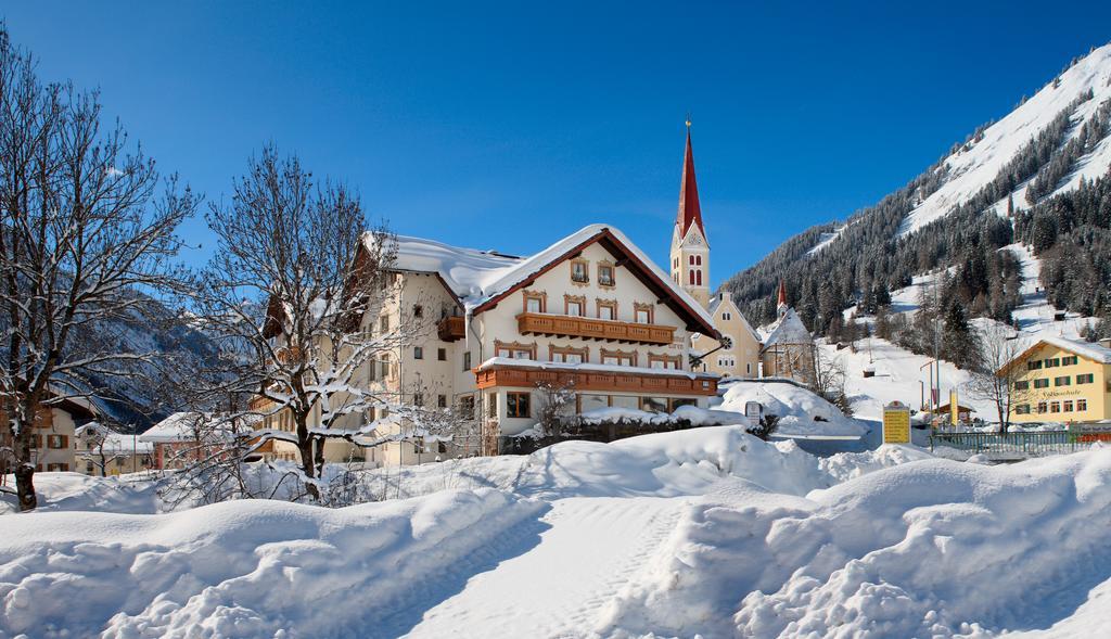 Gasthof Baren Hotel Holzgau Kültér fotó